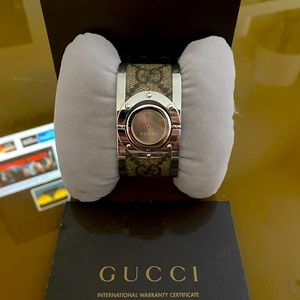 Authentic Gucci dial ladies watch